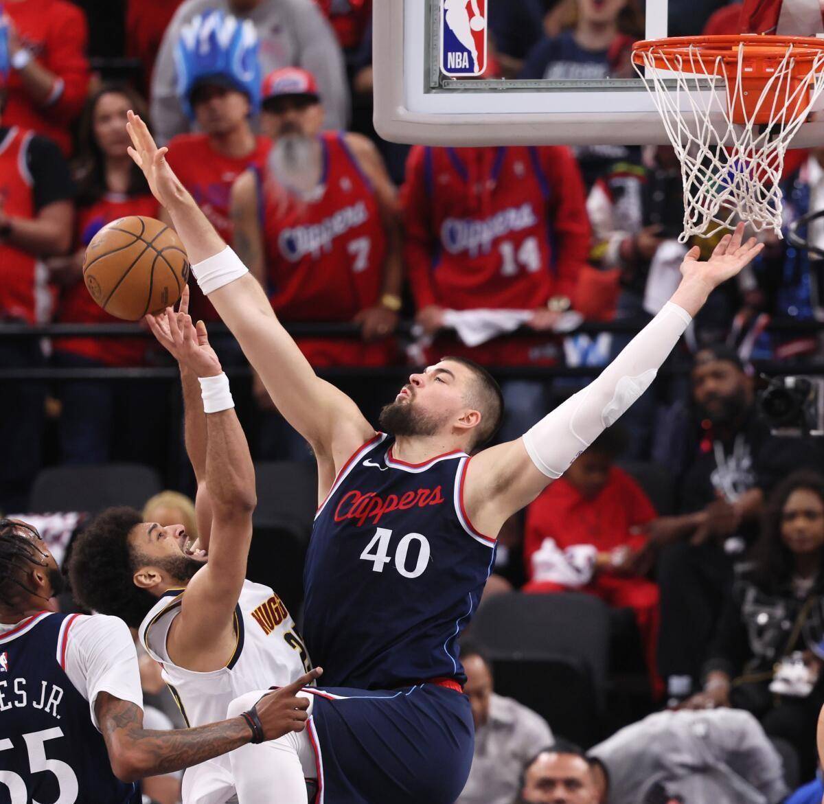 九游网页版入口-包含今晨体能课后，丹佛掘金绝杀压哨备战NBA季后赛，目标明确，赛程密集仍需轮换的词条